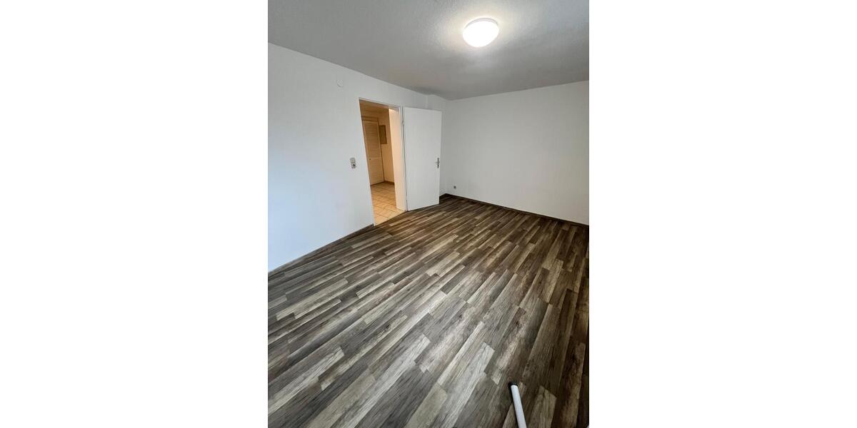 Etagenwohnung Karben - 3 Zimmer, 100 m&sup2;, 1.250&euro; | Angebot:25648824