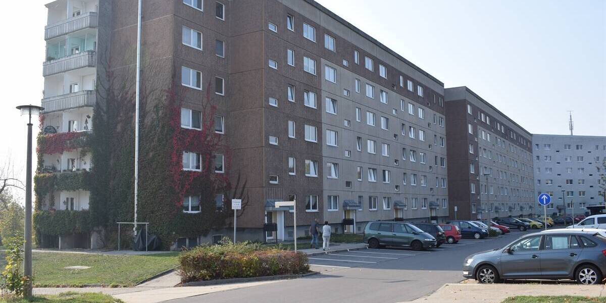 Etagenwohnung Hainichen - 4 Zimmer, 69 m&sup2;, 342&euro; | Angebot:25999886