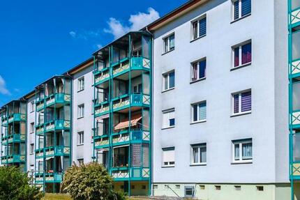 Bezugsfertige 3-Raumwohnung mit Balkon in Zentrumsnähe zimmer