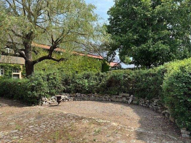 Etagenwohnung Volkach Rimbach - 5 Zimmer, 200 m&sup2;, 1.690&euro; | Angebot:25736617