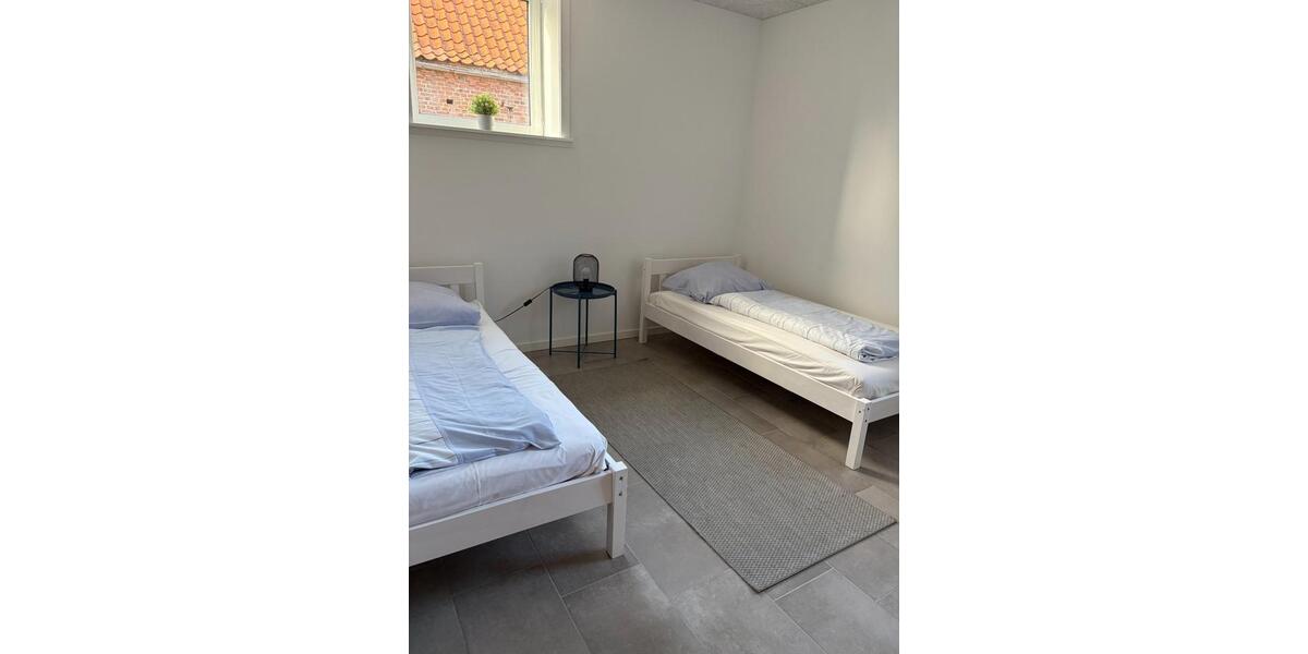 Wohnen auf Zeit Nortorf - 15 Zimmer, 250 m&sup2;, 20&euro; | Angebot:24642535