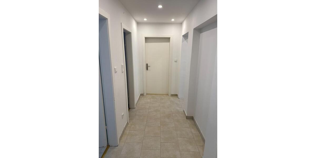 WG-Zimmer für Studentinnen in Uninähe! 4 zimmer