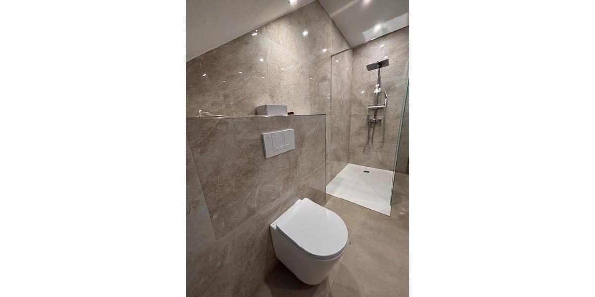 Dachgeschoßwohnung Vlotho - 3 Zimmer, 110 m&sup2;, 900&euro; | Angebot:26603551