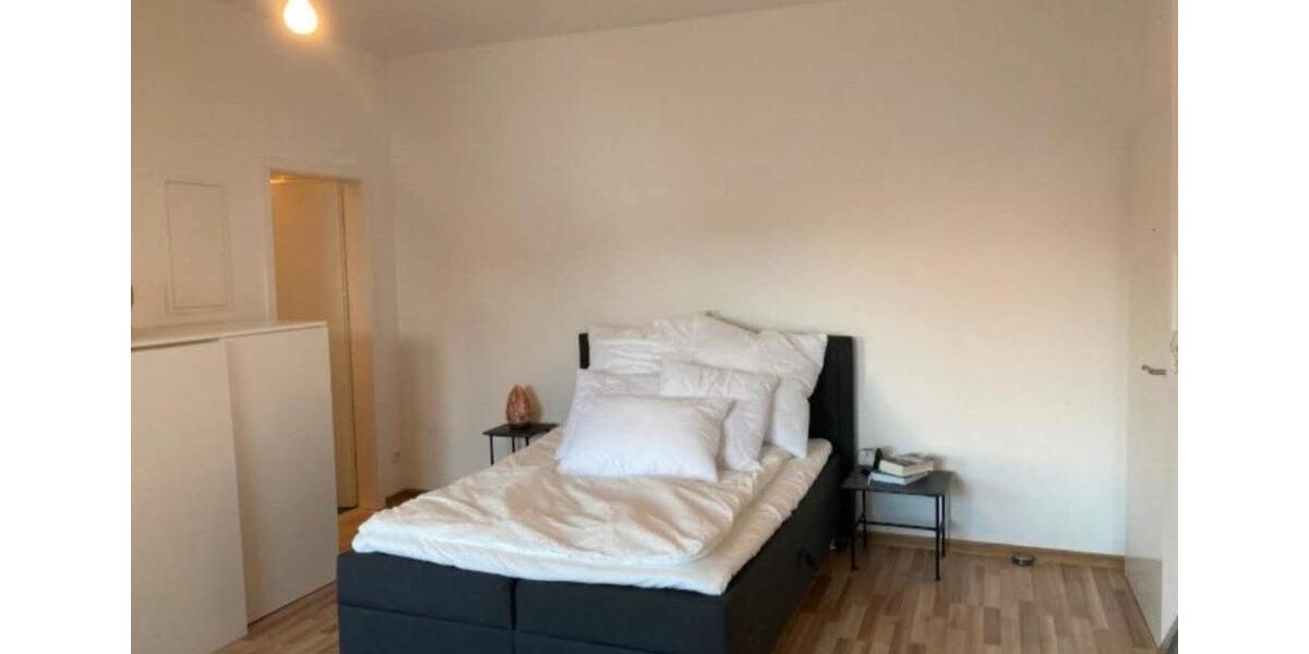 Etagenwohnung Saarbrücken - 1 Zimmer, 35 m&sup2;, 550&euro; | Angebot:26458387