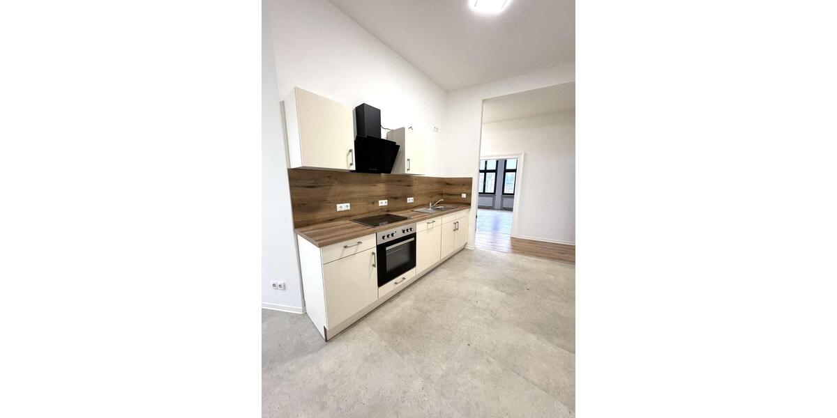 Dachgeschoßwohnung Magdeburg - 4 Zimmer, 134 m&sup2;, 1.179&euro; | Angebot:25510421