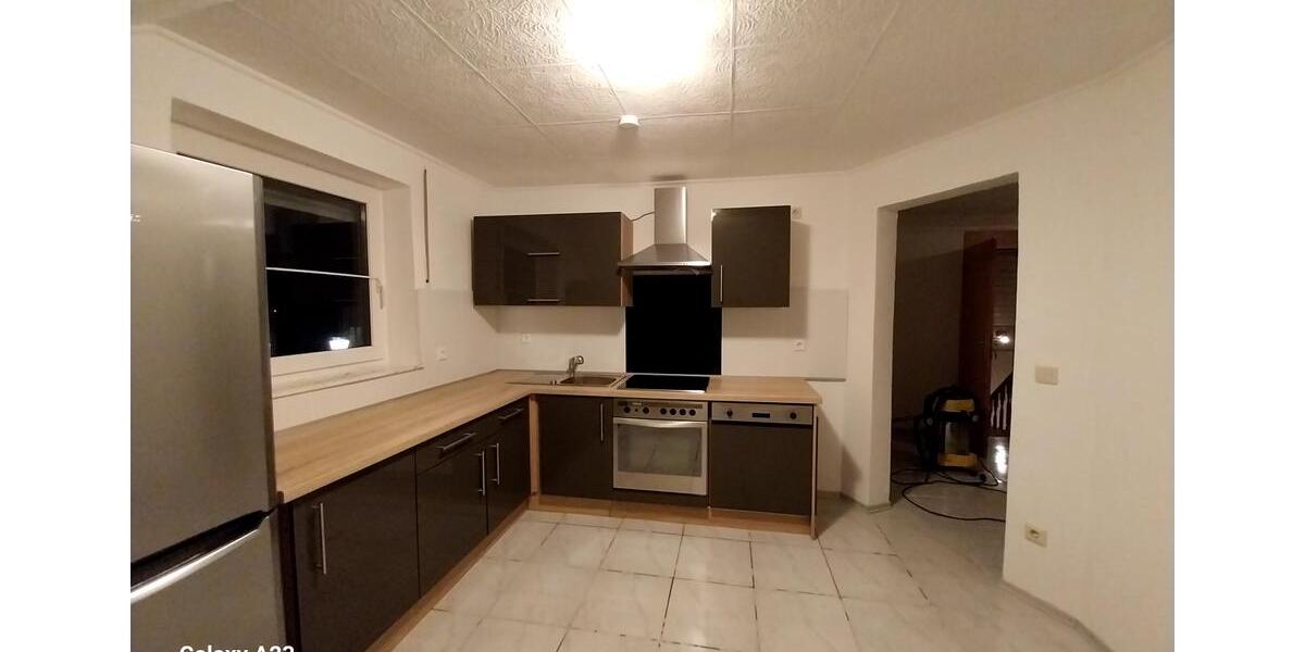 Dachgeschoßwohnung Neumarkt-Sankt Veit Sankt Veit - 3 Zimmer, 650&euro; | Angebot:23285076