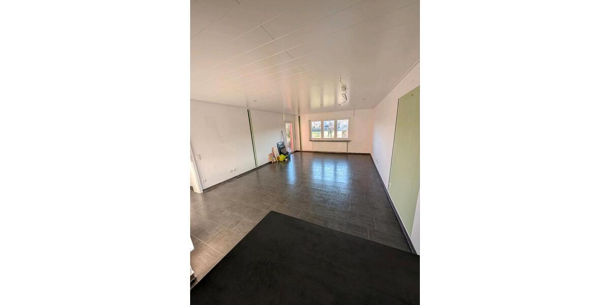 Erdgeschoßwohnung Remchingen - 4 Zimmer, 106 m&sup2;, 1.200&euro; | Angebot:26587016