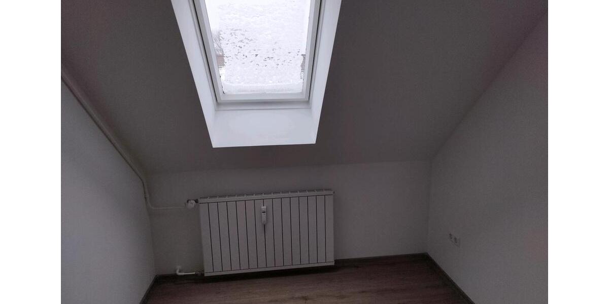 Dachgeschoßwohnung Wolfsburg - 2 Zimmer, 60 m&sup2;, 625&euro; | Angebot:24768532