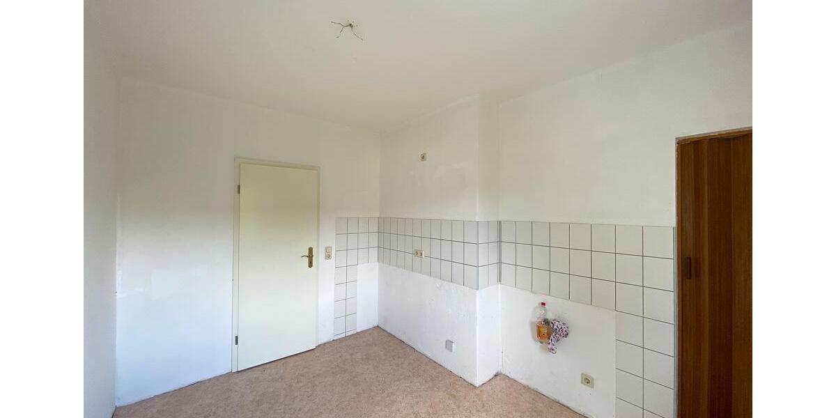 Etagenwohnung Naumburg (Saale) - 4 Zimmer, 82 m&sup2;, 533&euro; | Angebot:17822265