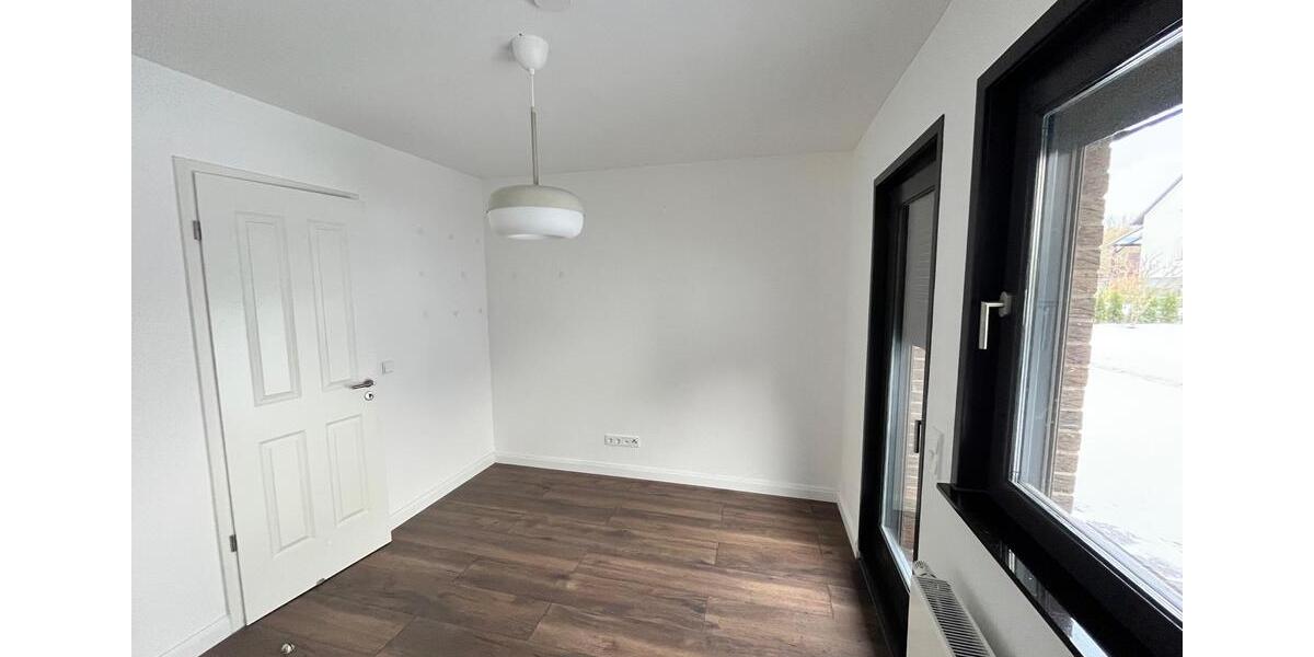 Renovierter Bungalow mit großem Garten in ruhiger Lage! 3 zimmer