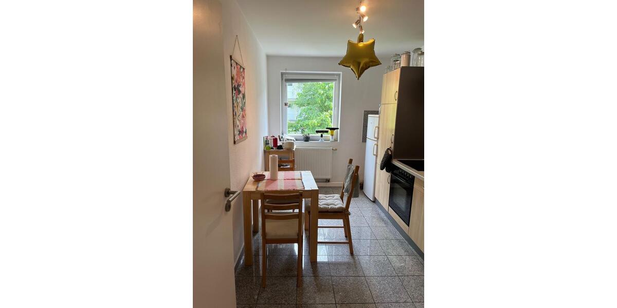 Wohnen auf Zeit Bonn Tannenbusch - 1 Zimmer, 14 m&sup2;, 470&euro; | Angebot:26547254