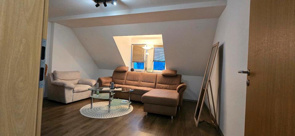 Dachgeschoßwohnung Hartha - 3 Zimmer, 53 m&sup2;, 310&euro; | Angebot:26424655