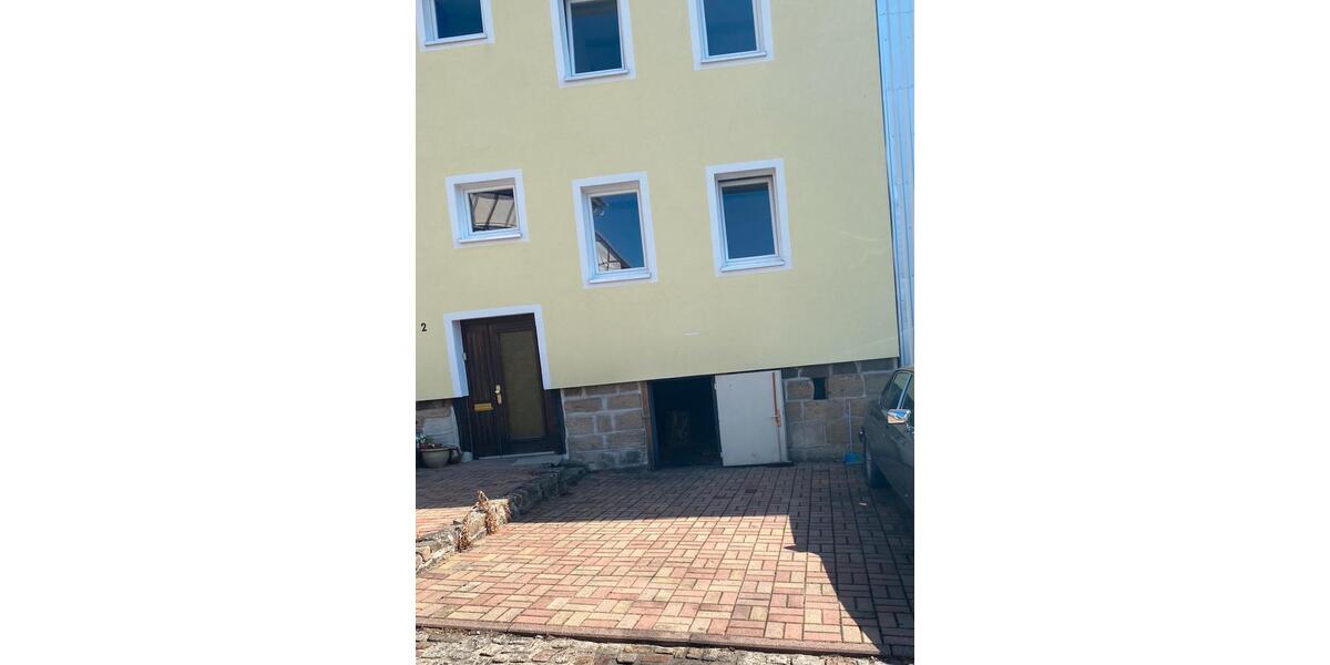 Etagenwohnung Hessisch Lichtenau - 4 Zimmer, 95 m&sup2;, 1.015&euro; | Angebot:21589609