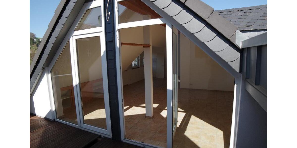 Dachgeschoßwohnung Mechernich - 2 Zimmer, 81 m&sup2;, 960&euro; | Angebot:24327655