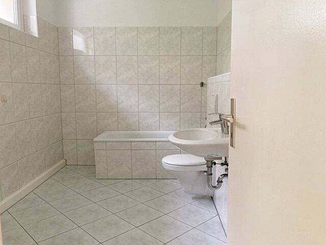 Etagenwohnung Hermsdorf - 2 Zimmer, 39 m&sup2;, 240&euro; | Angebot:26826614