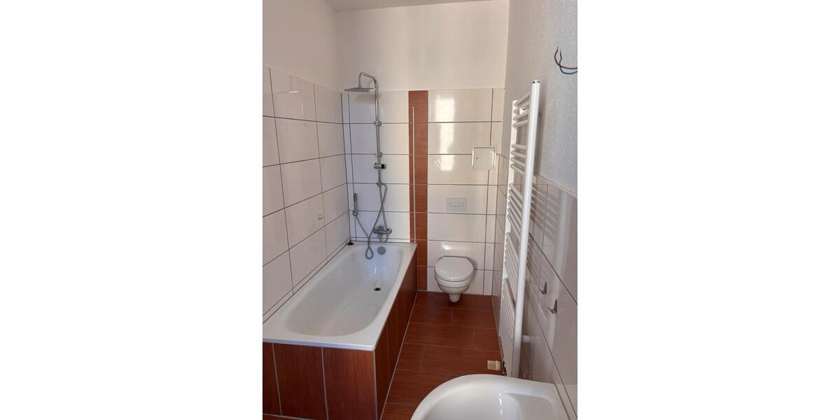 Etagenwohnung Frankfurt (Oder) Beresinchen - 4 Zimmer, 91 m&sup2;, 814&euro; | Angebot:25921083