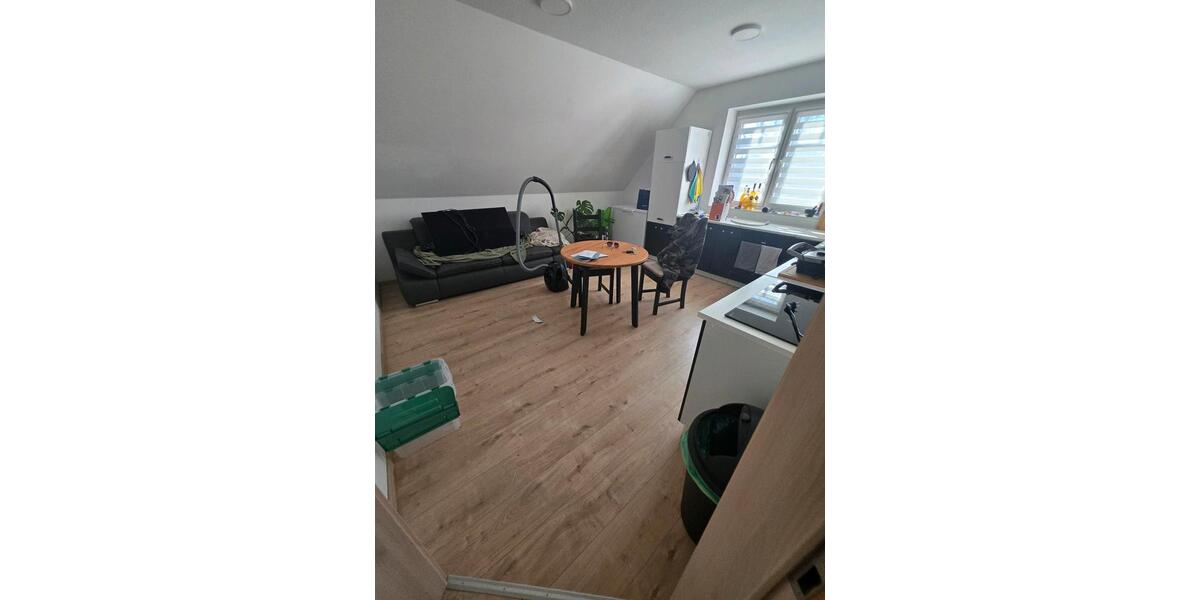 Dachgeschoßwohnung Saterland - 2 Zimmer, 50 m&sup2;, 600&euro; | Angebot:25766352