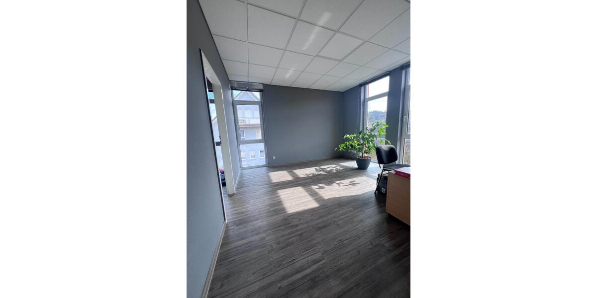 Gewerbeobjekt Hilchenbach - 950&euro; | Angebot:23552029