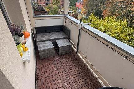 ANFRAGESTOPP !!! 2 Zi-Wohnung - 2 Balkone - Bad mit Fenster 2 zimmer