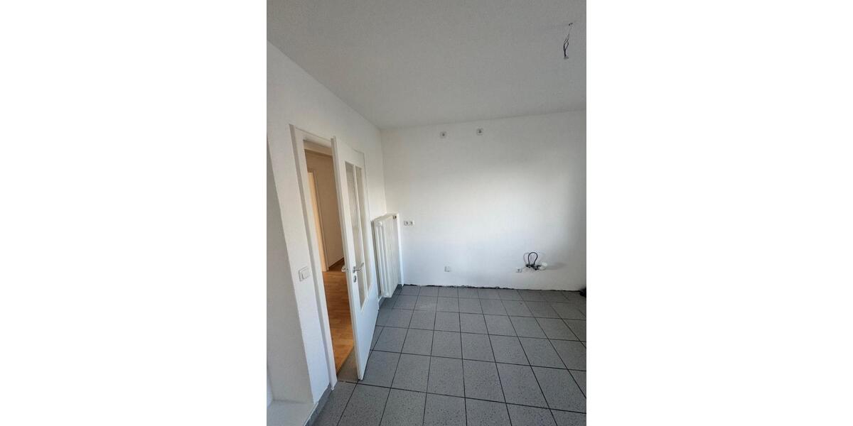Etagenwohnung Dillingen an der Donau - 4 Zimmer, 105 m&sup2;, 945&euro; | Angebot:24351033