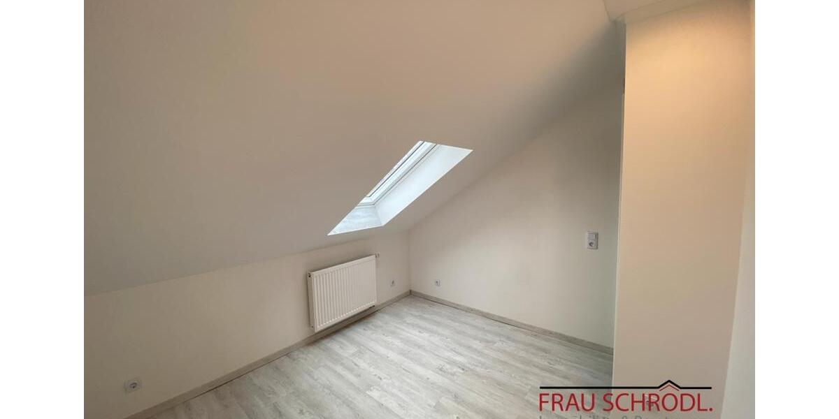 Dachgeschoßwohnung Gottmadingen - 3 Zimmer, 60 m&sup2;, 690&euro; | Angebot:26686627