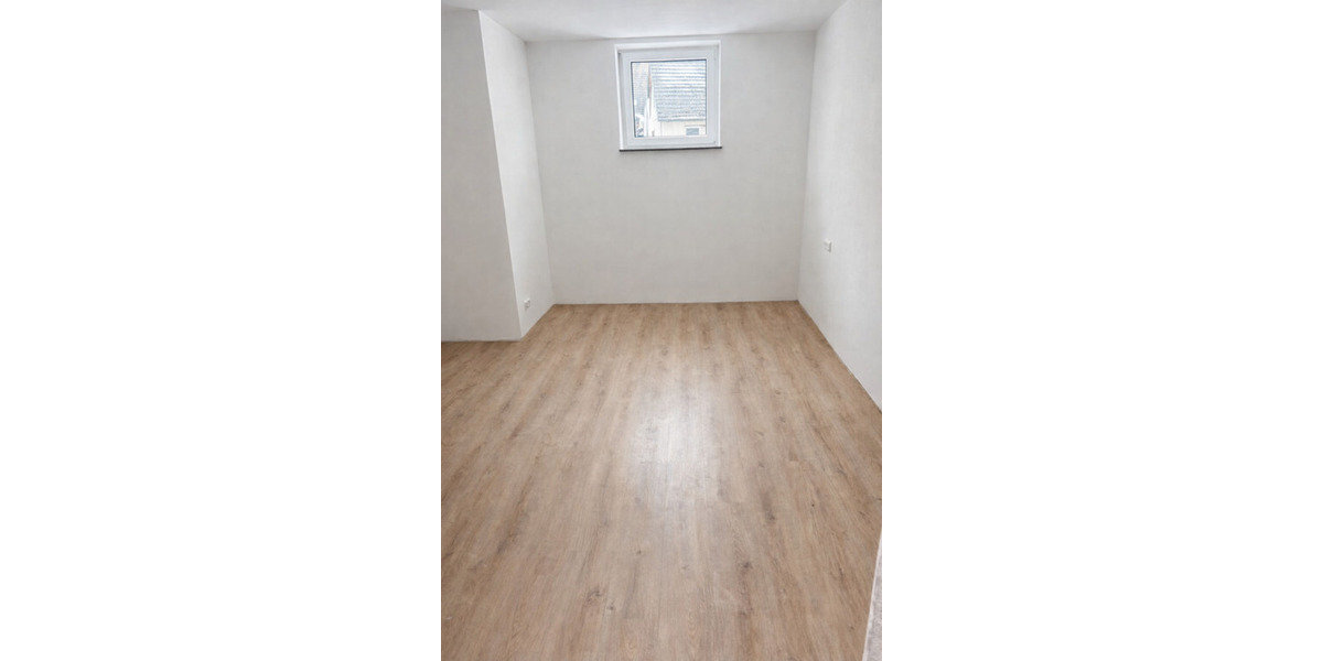 Erdgeschoßwohnung Sulz am Neckar - 3.5 Zimmer, 95 m&sup2;, 994&euro; | Angebot:24465138