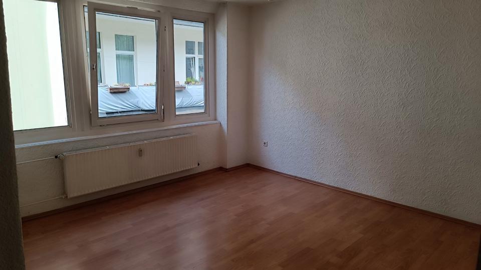 Etagenwohnung Wuppertal Elberfeld - 2.5 Zimmer, 65 m&sup2;, 440&euro; | Angebot:26614587