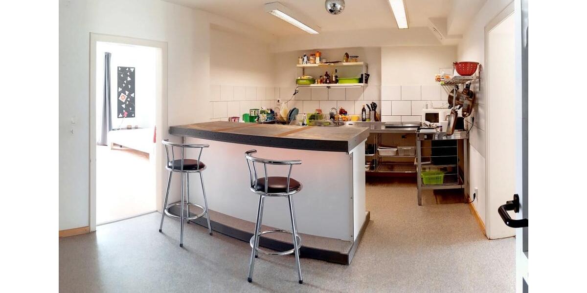 Helles, Geräumiges Möbliertes Zimmer in WG – Zentral in Oberbilk 1 zimmer