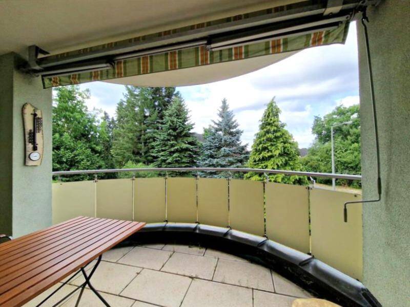 Blick ins Grüne! Helle 3 -Zimmer-LoggiaWohnung mit KFZ-Stellplatz in Nürnberg-Ziegelstein zur Miete