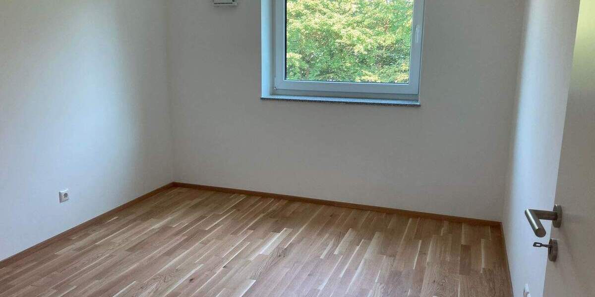 Etagenwohnung Schweinfurt Musikerviertel und amerik. Siedlung - 3 Zimmer, 89 m&sup2;, 995&euro; | Angebot:26028712