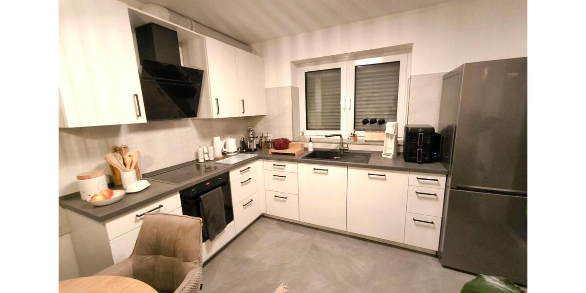 Schöne 2 Zimmer Wohnung mit Dachterrasse und Keller 2 zimmer