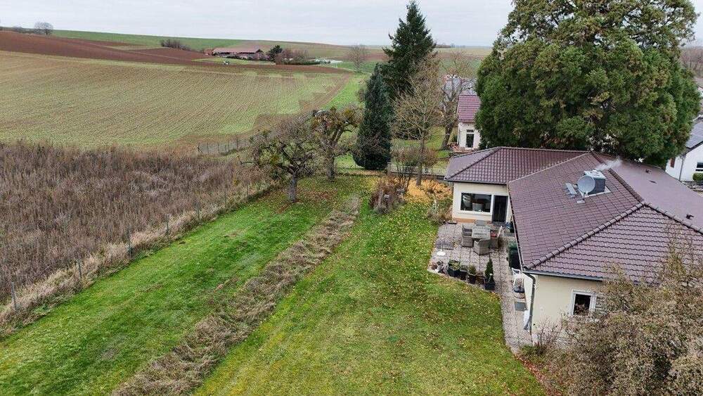 Bungalow Otzberg Ober-Klingen - 5 Zimmer, 150 m&sup2;, 1.500&euro; | Angebot:24859165