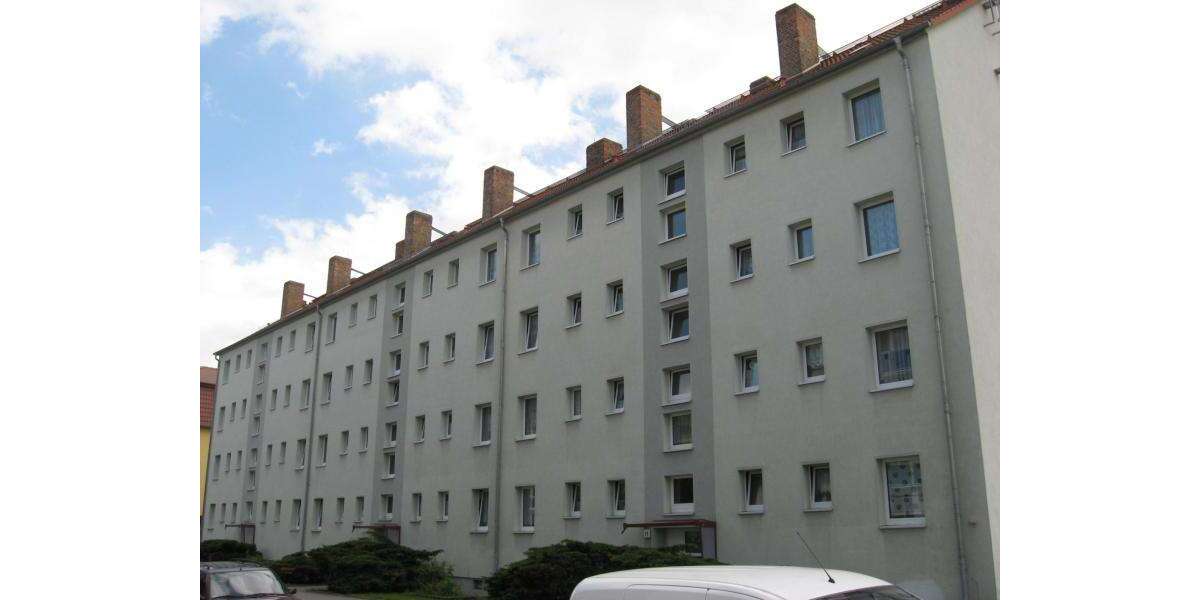 Etagenwohnung Naumburg (Saale) - 4 Zimmer, 62 m&sup2;, 500&euro; | Angebot:25450336