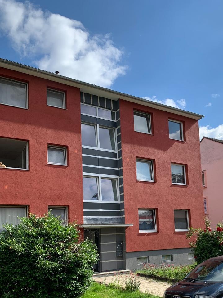 Gut geschnittene 2-Zimmer Wohnung in ruhiger angebundener Lage zimmer