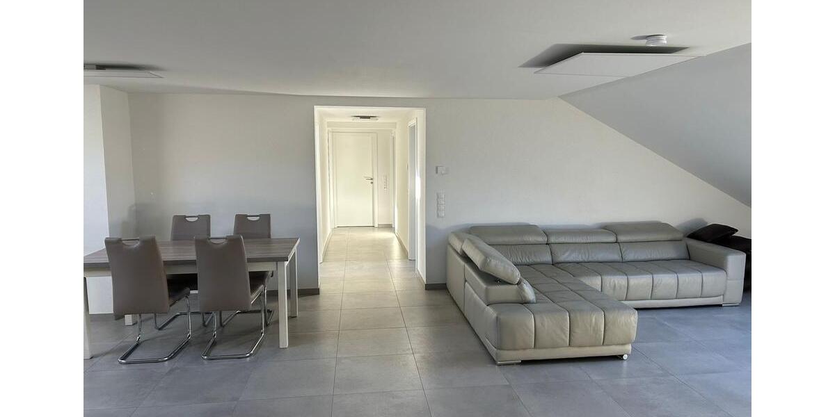 Neu sanierte 4,5 ZKB Wohnung in Kaiserslautern-Erfenbach 4 zimmer