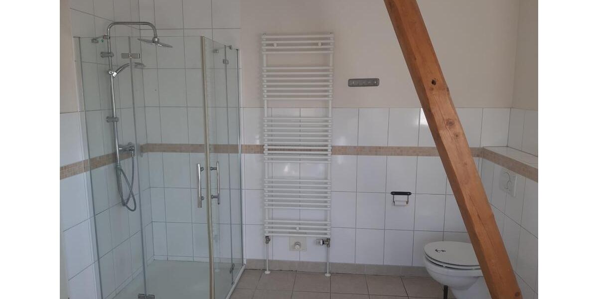 Etagenwohnung Emkendorf - 5 Zimmer, 160 m&sup2;, 1.700&euro; | Angebot:25640400
