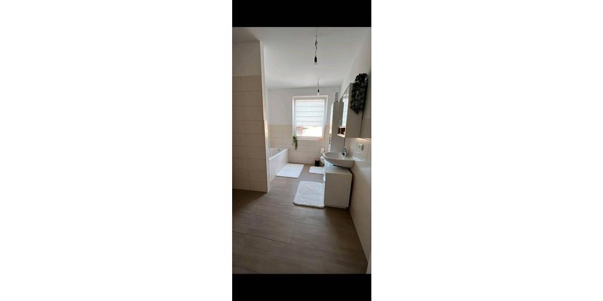 Etagenwohnung Raguhn-Jeßnitz Jeßnitz - 2 Zimmer, 75 m&sup2;, 755&euro; | Angebot:26515524