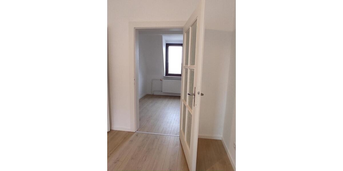 Etagenwohnung Ansbach - 5 Zimmer, 114 m&sup2;, 1.000&euro; | Angebot:26033210