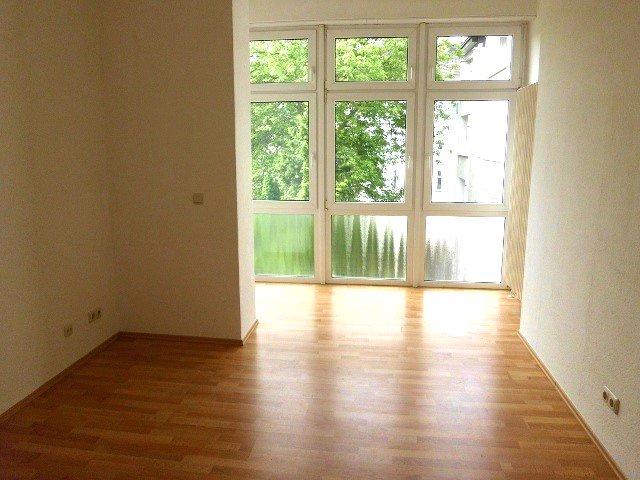 Erdgeschoßwohnung Dessau-Roßlau Roßlau - 3 Zimmer, 80 m&sup2;, 640&euro; | Angebot:25992689