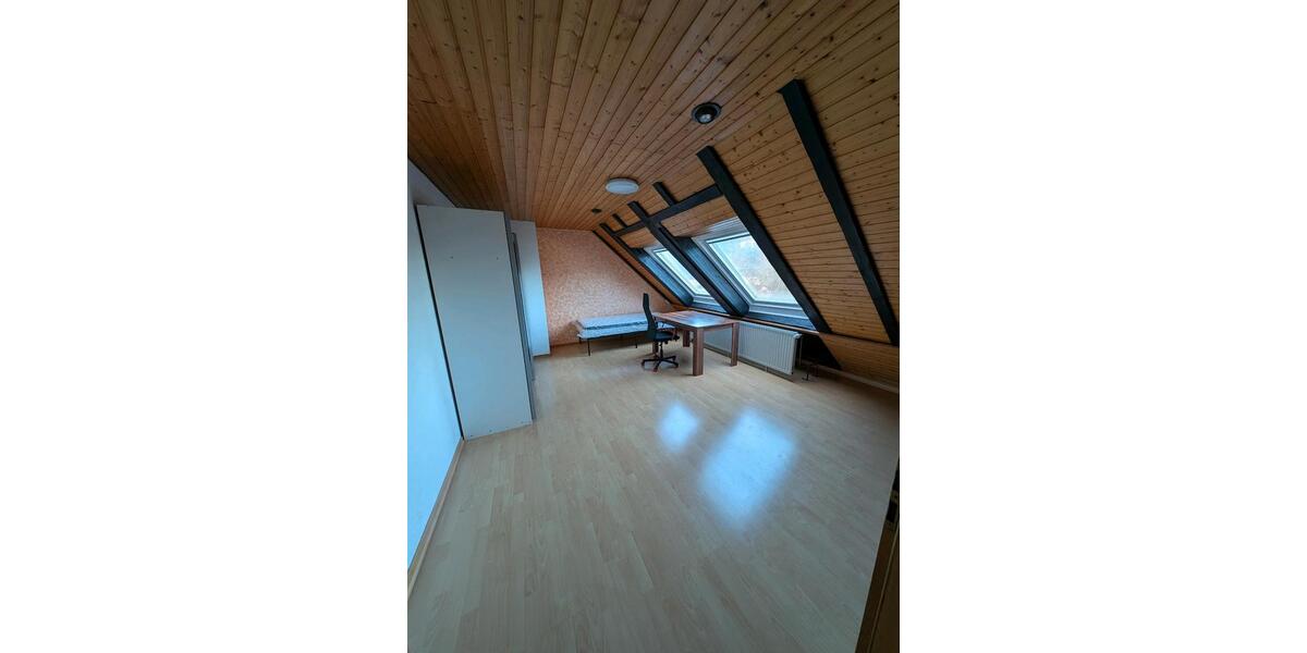 Vollmöbliertes WG-Zimmer nahe Uni– All-Inclusive 2 zimmer