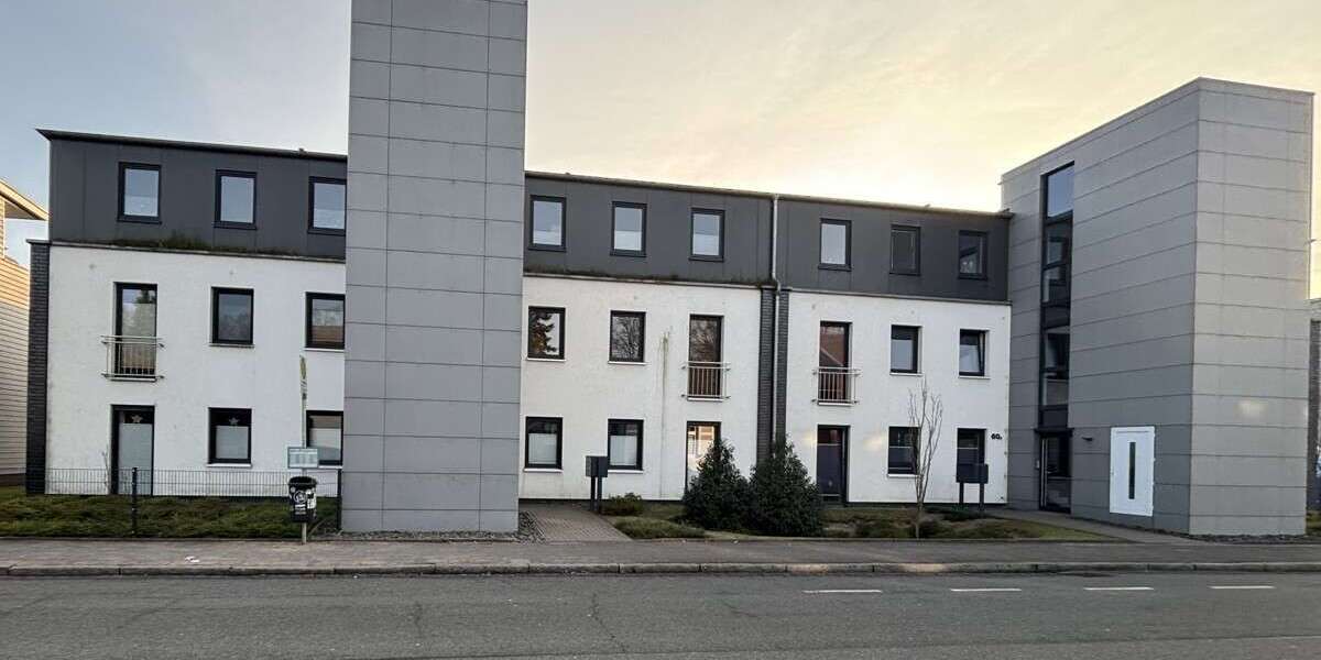 Etagenwohnung Neumünster Brachenfeld - 2 Zimmer, 66 m&sup2;, 795&euro; | Angebot:25766174