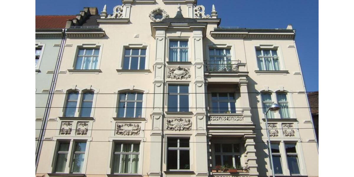 Stuckaltbauwohnung - Toller Schnitt - Lärchendielen - Flügeltüren - Marmorbad 4 zimmer