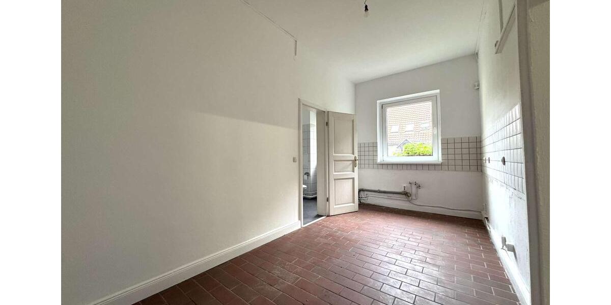 Büro, Praxis oder Einzelhandel in der Puschkinstraße zimmer