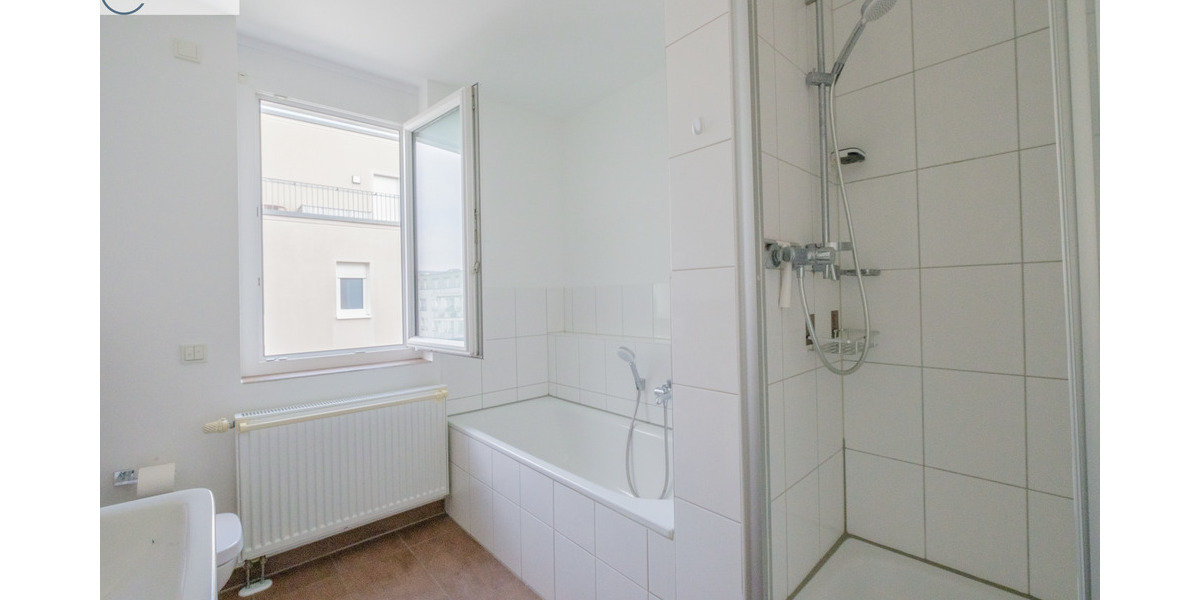 Etagenwohnung Frankfurt am Main Bockenheim - 4 Zimmer, 100 m&sup2;, 1.800&euro; | Angebot:25166847