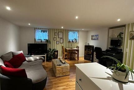 Charmante 1-Zimmer-Einliegerwohnung mit Einbauküche 1 zimmer