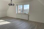 Dachgeschoßwohnung Rinteln - 4 Zimmer, 85 m&sup2;, 1.200&euro; | Angebot:26495680