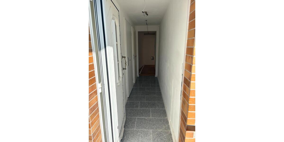 Erstbezug Frisch Sanierte zwei Zimmer Wohnung am Breitenhagen 2 zimmer