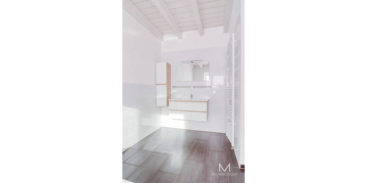 Doppelhaushälfte Waldmohr - 3 Zimmer, 130 m&sup2;, 1.250&euro; | Angebot:25984711