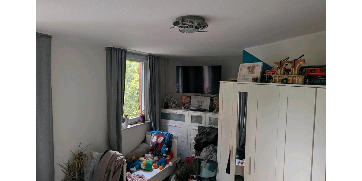 Etagenwohnung Langenhagen - 3 Zimmer, 84 m&sup2;, 1.090&euro; | Angebot:26662530