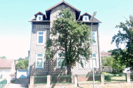 Sanierte und renovierte AltbauWohnung mit Gartennutzung und Garage in Bovenden